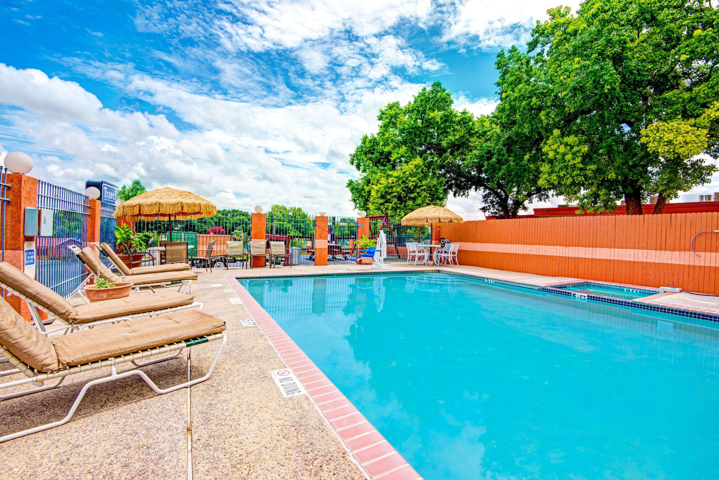 Econo Lodge Inn & Suites Near Lackland Afb Σαν Αντόνιο Εξωτερικό φωτογραφία